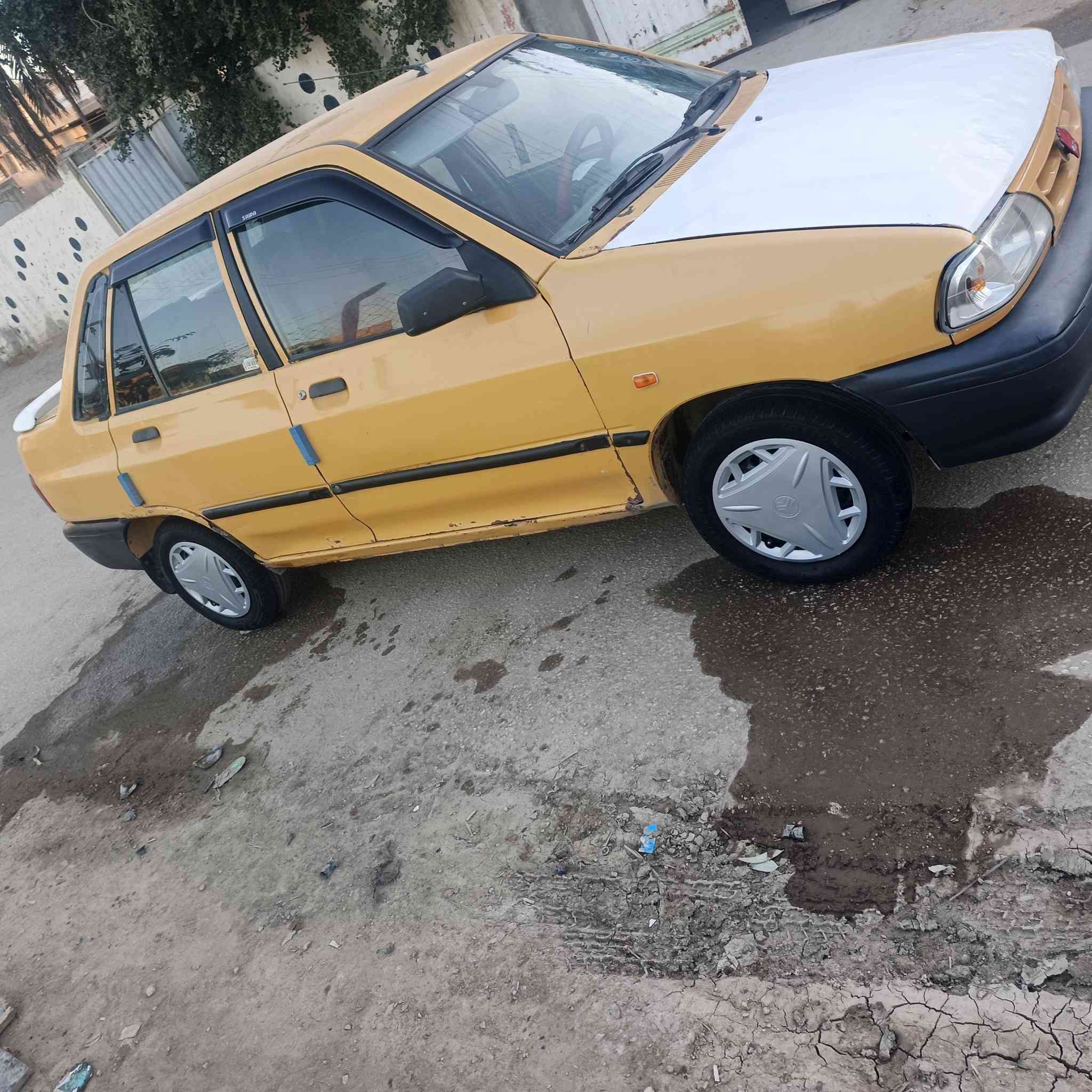 سلام عليكم سايبا 2012للبيع سياره تخم تاير مكينه ناعمه بس بيه خيط بخار كير حداديه دبلات كله جداد غرفته جديده سياره متعوب عليه كهربائيّاته كله شغاله سياره بدون مداور اتكفل سرقه وعشائر راعيه راح رقمه مني موجود تحديدان بل نجف حي السلام ابعك بدون امداور السعر 15 وبيه مجال رقم الهاتف ***********
