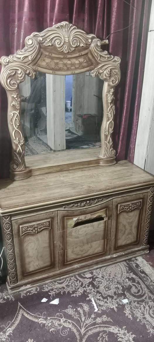 ميزة امراية وميزة ابلازمة وغسالة ملابس اطفال وتنور نظيف استعمال قليل كل قطعة ب35 وبيهن مجال واذا شلع مجالهن أكثر من المفرد


**إذا كنت صاحب هذا الإعلان وتريد حذفه لأي سبب، رجاءا أرسل رسالة إلى الدعم الفني**