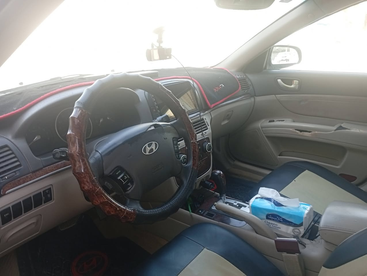 سوناتا للبيع
موديل 2006 محرك 3800 صار عشر ايام من شديتة ترايك لاربيل وشرط نظافة المكينة نفس الصورة أدناه 
تبريد شغال السيارة بأسمي جاي امشي بإجراء المداور مالته رقم بغداد..تخم تايرات ويل كب كهربائيات كلها شغاله سنوية لل27 صبغ عام لون حبري ضربته جاملغ خلفي والفحص عن العيب الشرعي..السعر اتصل وبيك خير وتدلل إذا شراي مكان السيارة بالناصرية مدينة الصدر...***********
