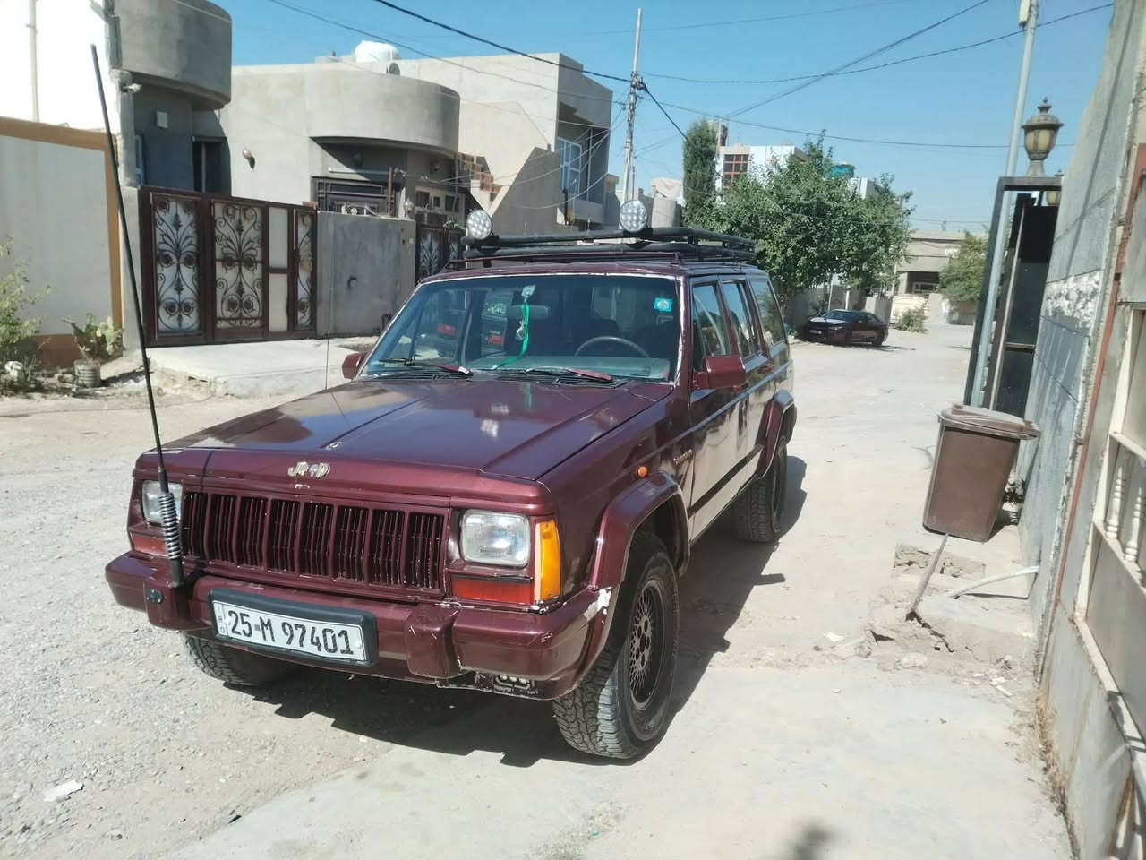 لبيع جيب موديل 90تبريت كاربايت كل شغل سه نوي جديد غاز و بنزين سعر 33بي مجال***********
