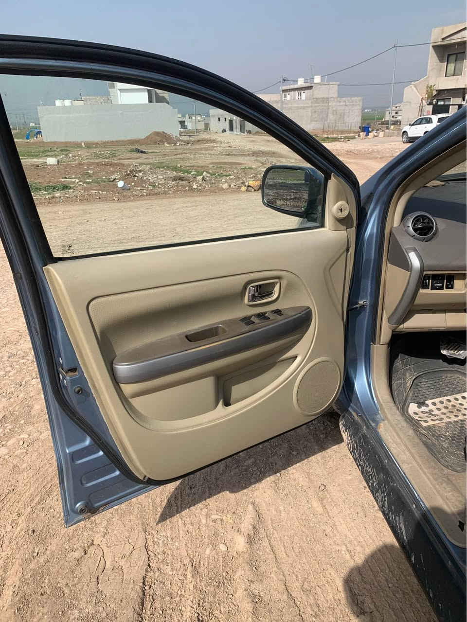 ئەم سیارە  بۆ فرۆشتنە  پشت و پێشی کەپسە گێر مەکینە بە شەرتە  ١٠ وەرەقەش غرامە لەسەرە أربيل, العراق


**إذا كنت صاحب هذا الإعلان وتريد حذفه لأي سبب، رجاءا أرسل رسالة إلى الدعم الفني**