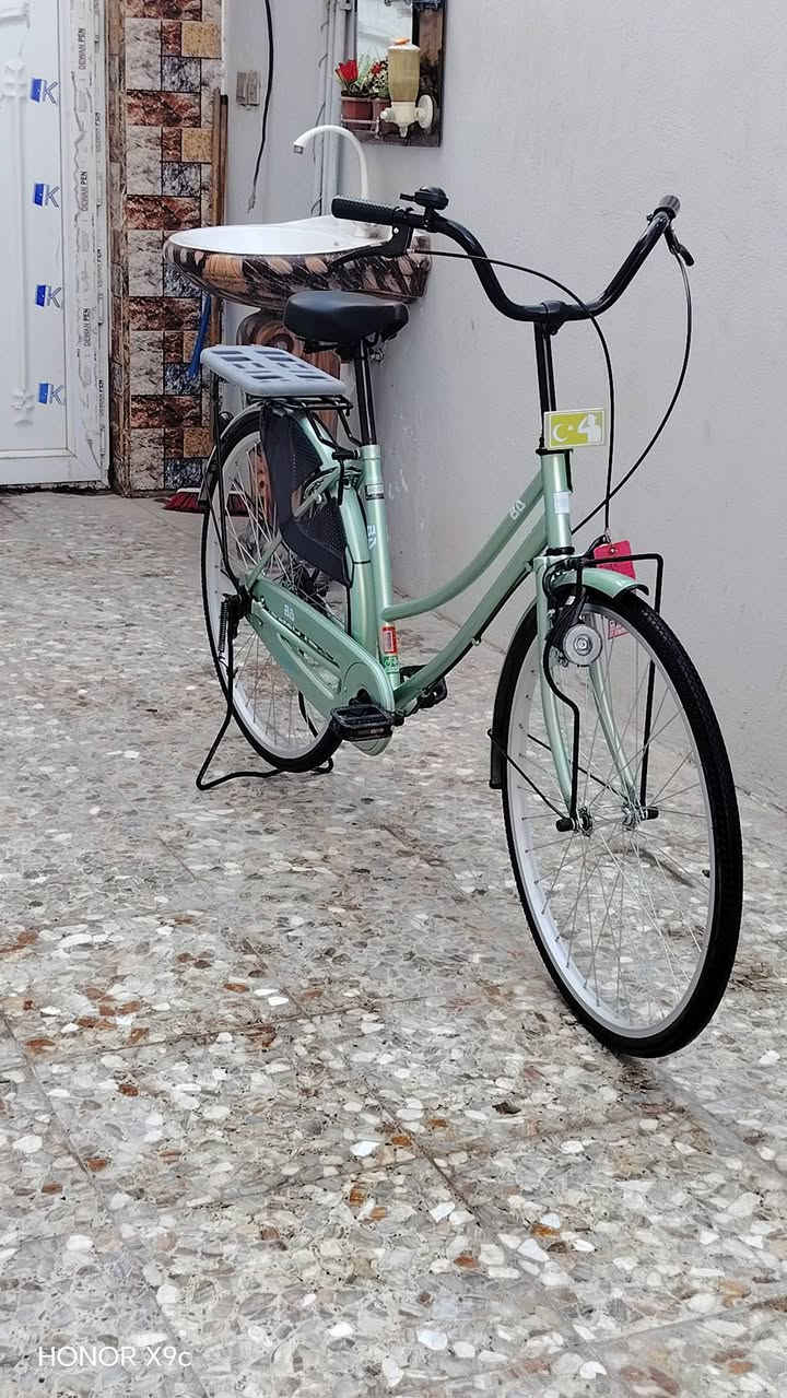 بايسكل للبيع موديل 22 السعر 170 وبي مجال ***********
