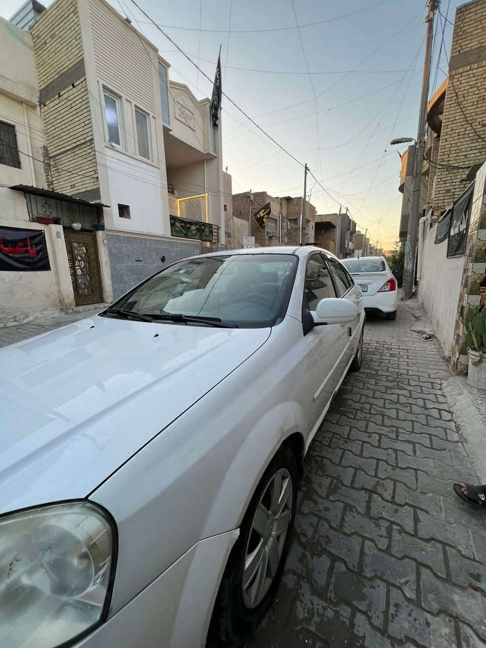 السلام عليكم اوبترا موديل 12 للبيع كير مكينه تبريد كله شغال بيها جاملغات الاماميه مصبوغات والتكمه  الخلفيه اليمنه مصبوغه السعر 65 وبيها مجال الرقم *********** المكان بغداد الحريه
