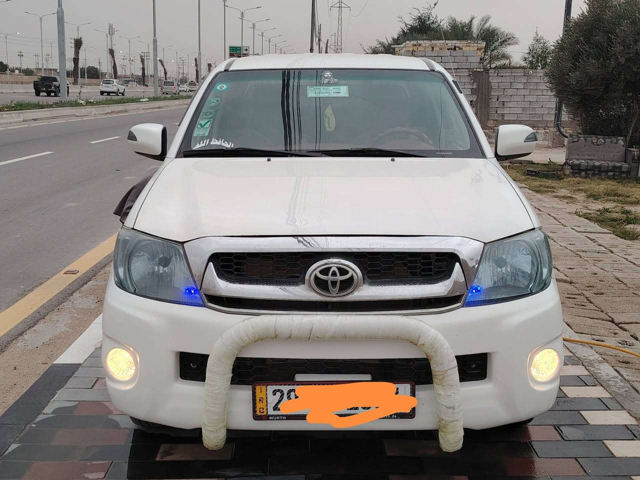 السلام عليكم بيكم تيوتا هايلوكس موديل 2010 سعودي باب اول شاصي 19مكفوله كفاله عامه تبريد ثلج رقمه واسط دولي سنويه مجدده 28 مشروع وطني السعر 153وبيها مجال الاتصال على ***********مكاني نجف مناذره مكلف بالنشر
