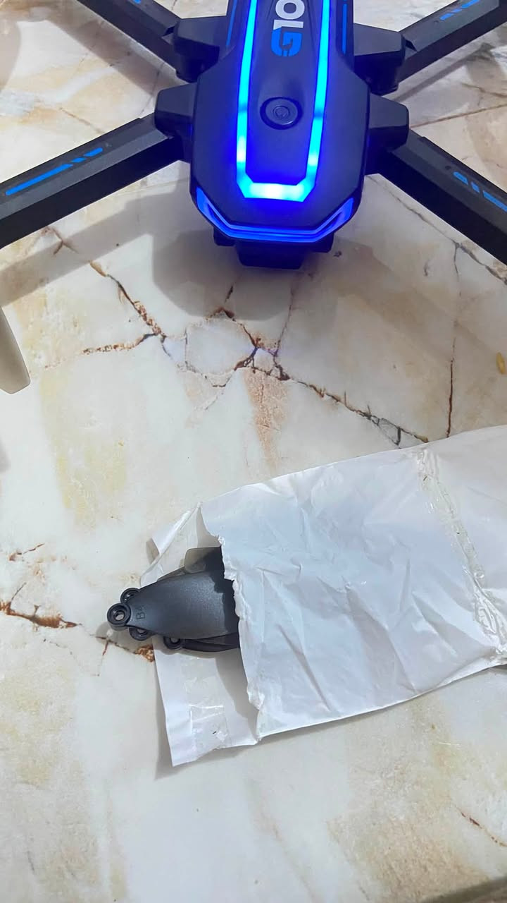 درون لبيع استخدام غليل ارتفاع 300متر  بعد 3 كيلو ملحقاتها ريش تخم بطاريه عدد 2كيبل شحن عدد 2  ونضافتها خير من الله سعر (190 الف ) وبيها مجال غليل


**إذا كنت صاحب هذا الإعلان وتريد حذفه لأي سبب، رجاءا أرسل رسالة إلى الدعم الفني**