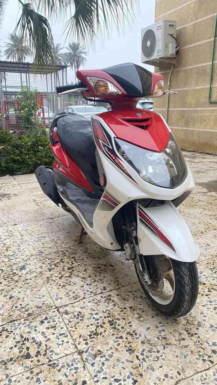 السلام عليكم دراجه سكنس فحل كوري خمسينيه دراجه نظيفه ناعمه بيه كلج امامي رياضي بلادي من رمبه دراجه جديده للبيع سعره 1450 وبيه مجال بسيط الاستفسار هذا رقم *********** ممتواجد ع فيس استفسار ع هذا رقم
