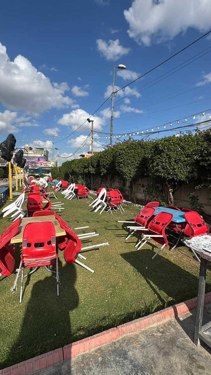 العيد احلى  بمتنزه ارض المسرة الترفيهي  في العامرية الشارع  المضيف 

تفتح الابواب الساعة 3 ضهرا الى الساعة 2 ليلا  
وسعر البطاقة الف دينار 

عدا السيارات والسفينة والسينما 9D والمنخل الفين دينار  🎉🎉🎉

الاستفسار ***********
