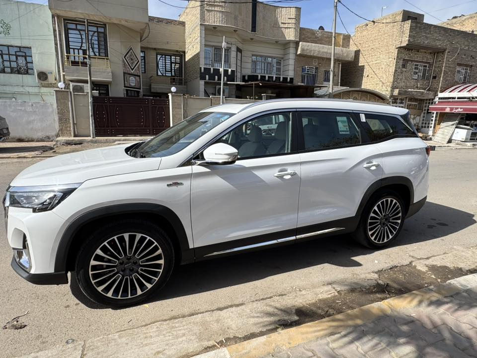 السلام عليكم جيتور x90بلص لكجري فول مواصفات موديل 2025وبعدهة بالضمان
فول فول مواصفات اعلى فئة بيهن تحكمات ستيرن كراسي كهرباء وفتحة وثلاث قطع تبريد سبعة راكب وبعد بيهة هواي مواصفات وتشغيل عن بعد وبعد وبعد هواي هواي مواصفات لسعر 28 مليون وبيهة مجال للاستفسار *********** واتساب هم بي مكان بغداد الحرية ولسونار موجود بيهة لصور موجودة بالمنشور مال لسونار
