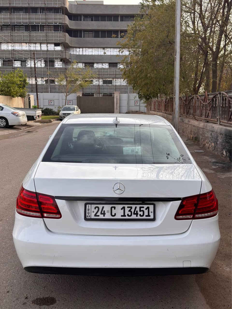 السلام عليكم

للبيع مرسيدس E200 2014 وارد الماني دبل سويج 

محرك 4 سلندر توربو كير ٧ نمر مكفولات وبشرط 

تبريد ثلج 

صفر مسج بدون اي عطل 

صدر وتايرات 100% 

 بيها صبغ قطعتين بدون حادث نهائي 

رقم دهوك بسمي تحويل مباشر 

ماشية 207 الف كيلو متر 

السيارة جاهزة بدون اي نقص 

مكان السيارة صلاح الدين الدجيل 

*********** 

السعر 158$ورقة وبيها مجال انشاء الله بغداد, العراق
