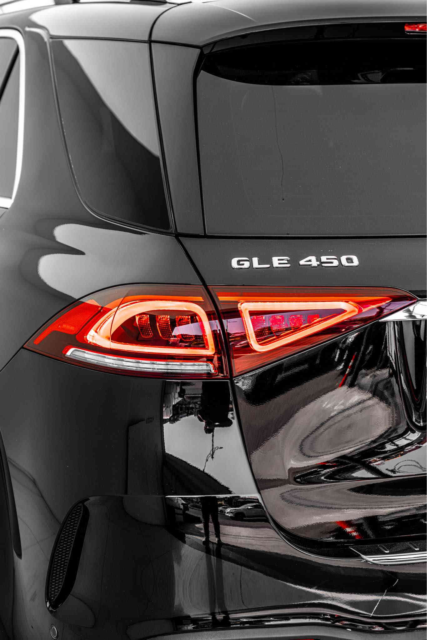 Make: MERCEDES-BENZ GLE 450
Year model: 2022
Importer: U.S.A
Odometer: 31,000mi
Price: $53,000
________________________________________________
For more info
Call: 0750 400 3332
Call: 0770 400 3332 دهوك
