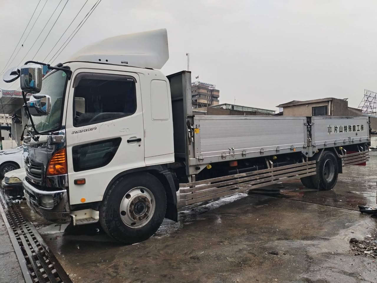 سلام عليكم للبيع هينو شيطان فحل طول 7وربع  دخول جديد العنوان بغداد الهاتف ***********
