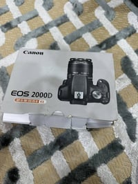 كاميرا كانون • نظيفه ١٠٠٪ • مع استاند