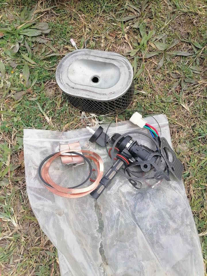 للبيع مولد جنيريتور ديزل فئه اقتصادية وكفائة عالية فوول نظافه مستخدمه قليل جدا عنوان بابل جبلة سعر 400 وبيه مجال للاستفسار الاتصال ‭٠٧٨١ ٦٢١ ٤٣٦٤‬
