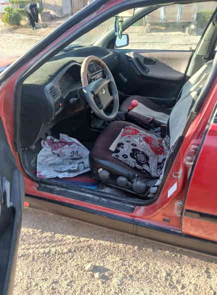 سياره نيسان موديل ثنين وتسعن نضيفه موجودة ب تكريت سعره ٣٥ الهتف ***********
