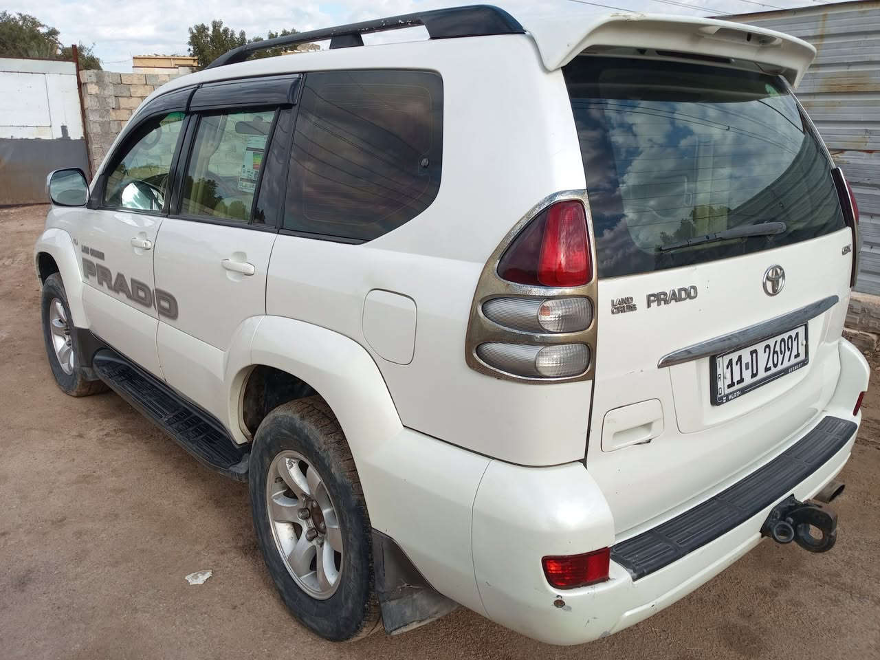 السلام عليكم
برادو موديل 2008 خليجي 
رقم دولي بغداد. بسمي   
محرك 2700  سبعه راكب  اتلث قطع تبريد 
مكفوله من الصبغ  والسونر مرفق بل نشر 
السعر 147غير قابل للتفاوض 
***********
