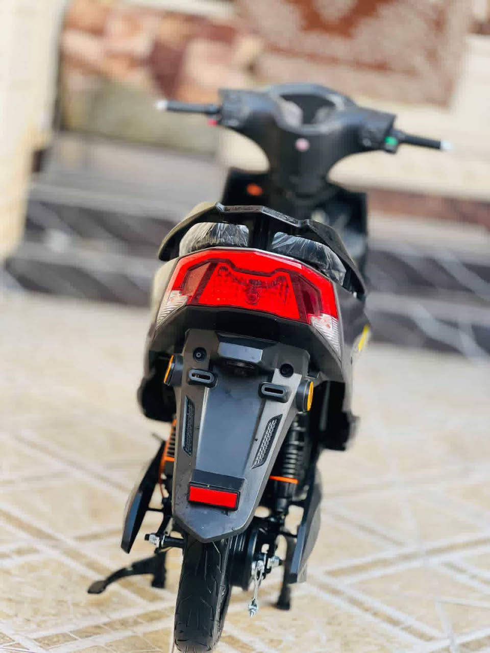 سلام عليكم
دراجه شحن للبيع
مستعمل يومين يعني ماشي 50 كيلو فقط
شرط نضافه ولفحص 
1 6 بطاريات مسطرة 40 امبير مو الدبل ولا الاصغيره الاكبر شي بل سوك 
2 تمشيك فوك ال 60 كيلو 
3- لايتات زينون عالي وناصي
4- سويجين وبصمتين
7- تتحمل وزن 180 كيلو
8-نضام R
9- مثبت سرعه 
10 - ملف 1200 
11- تايات جدد شرط لفحص+ويالات رياضي
12- بريكات شرط بل مكان هبدوليك دهن
13  مثبت سرعه
دراجة هواي بيها موصفات 
السعر خاص او الاتصال على الرقم 
الرقم  ***********
((((((عنوان موصل جانب ايمن  ))))))
دراجة ماشاء الله للبيع
