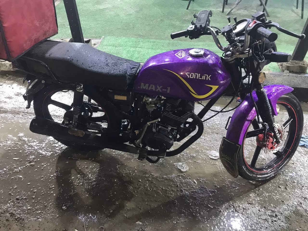 سلام عليكم  يعادت نشر بسبب الوعود الكاذبه   البيع دراجه شونك موديل ٢٤ نقصه بس باتري اوراق كامله السعر 650وبيه مجال *********** بي واتساب
