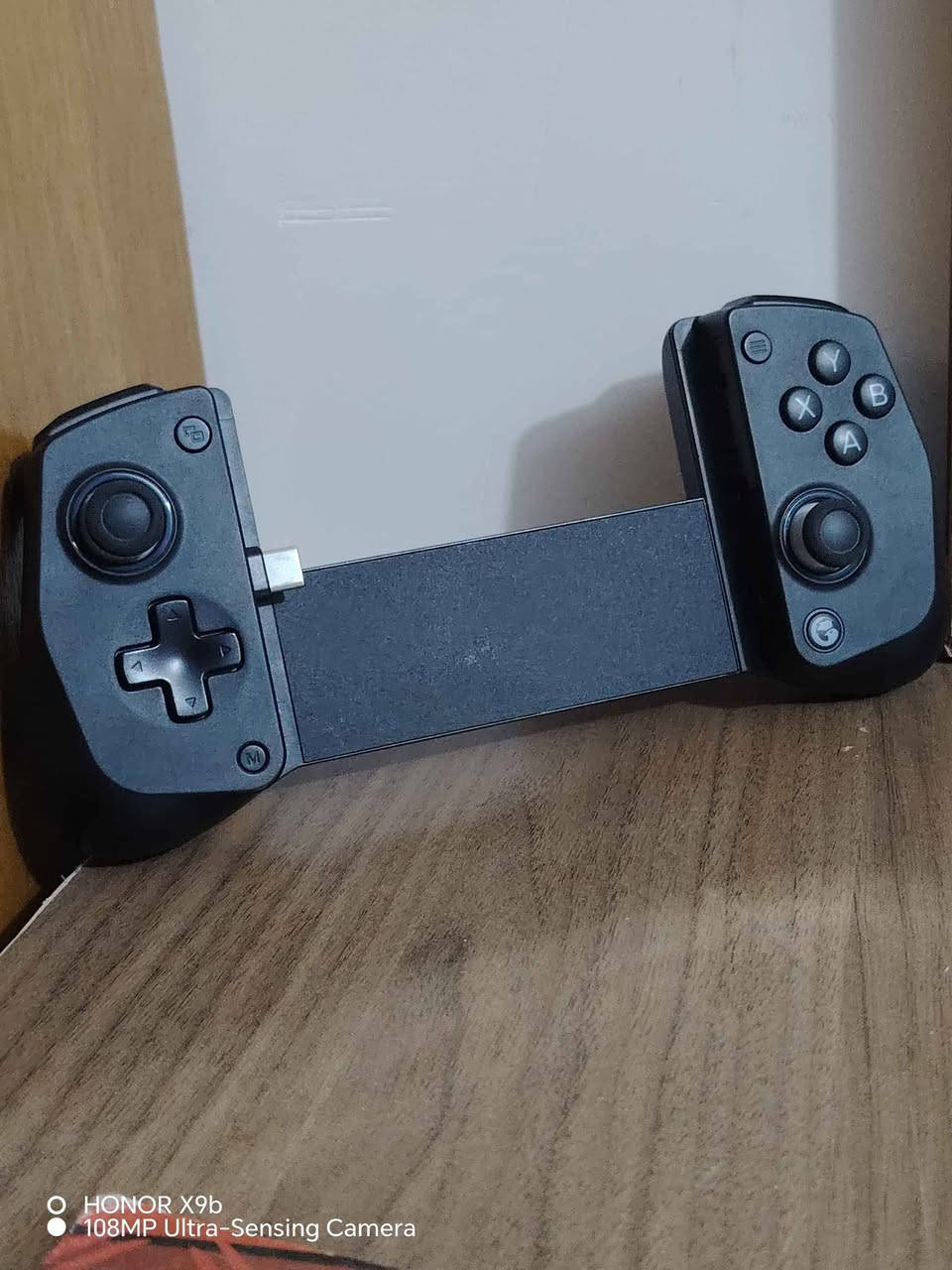 كيم سير x5 lite تايب سي
مستعمله قليل بحاله اخت الجديدة

مع الكارتون وملحقاتها
وبيها تطبيقها الخاص
Gamesir و Gamehup
انالوغ مغناطيسي ما يعطل ابد

وتجي وياها 7قطع  تناسب جميع الهواتف والايبادات وتدعم كل الالعاب

كيم باد غني غن التعريف سعر
 38الف

ويتوفر توصيل لكل محافظات العراق
للحجز خاص كربلاء, العراق


**إذا كنت صاحب هذا الإعلان وتريد حذفه لأي سبب، رجاءا أرسل رسالة إلى الدعم الفني**