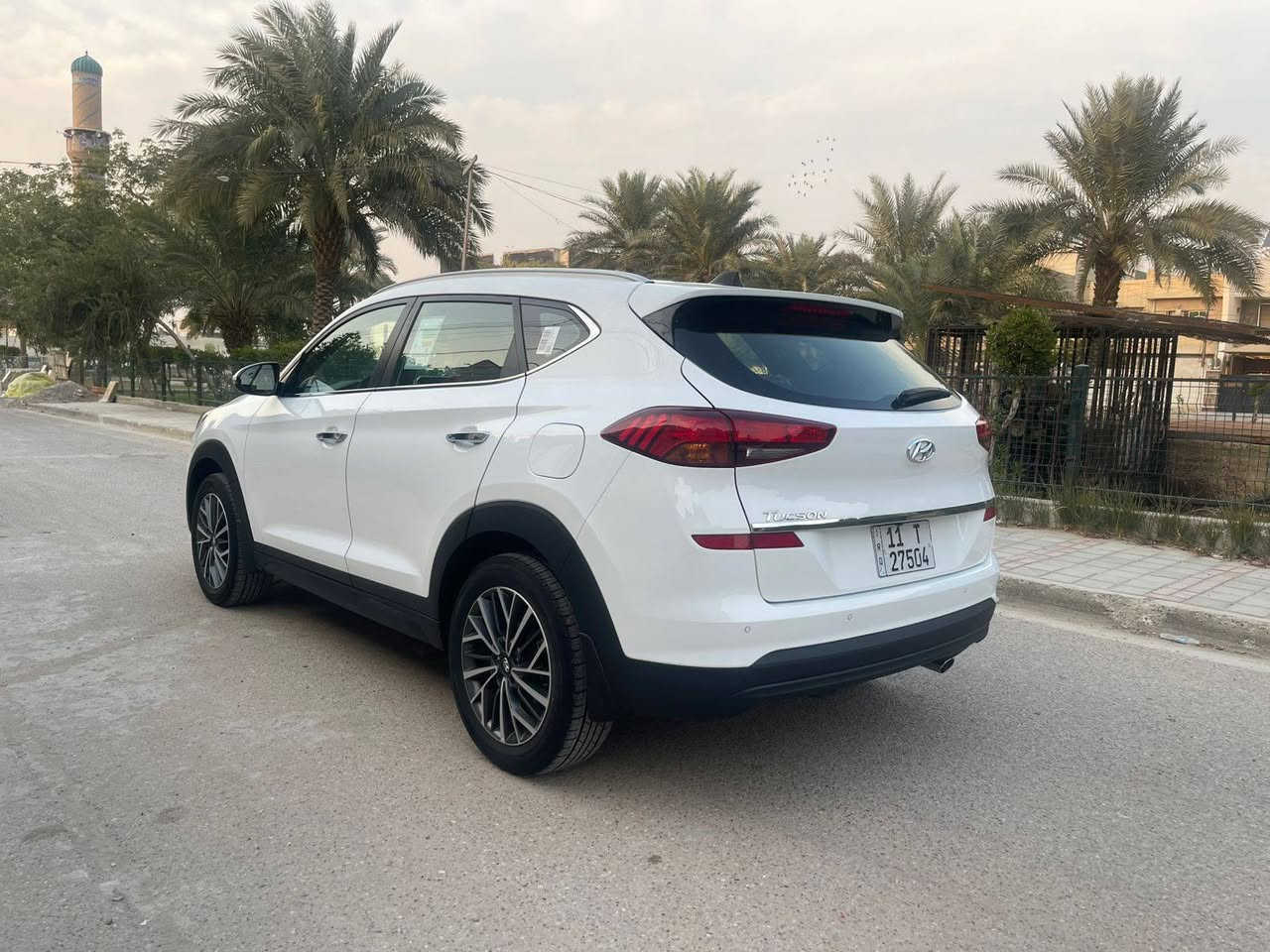 توسان 2020 خليجيه بغداد موصفات الشركه بس فتحه مبيه... مكفوله من الصبغ والتبديل والتعديل كفاله حتى من الشخط على ايدي من الزير...
بصمه..
مري شفط..
تبيرد خلفي امامي..
ماشيه 42 الف بعدها بنايلونات الشركه..
ويل كب.. 5
محرك 2000 دوش..
كراسي 2 كهرباء..
رقمه بغداد الدولي باسمي شخصيآ..
بصمات 2 وياها..
محرك كير تبريد تدفئه كله على وضع الشركه..
مكاني بغداد الكرخ حي الاعلام...
.... ***********.......للبيع فقط الشراي يتصل..
