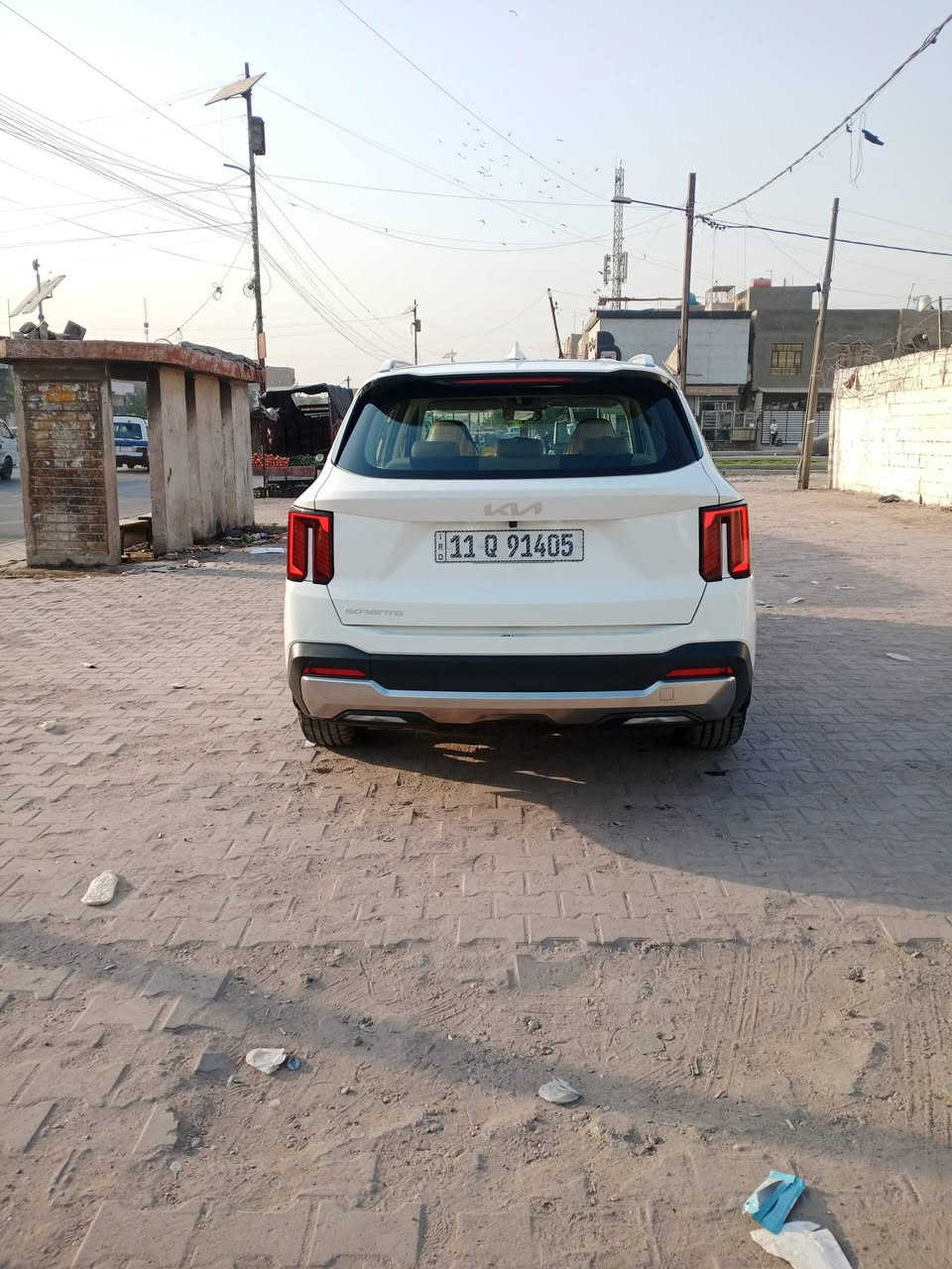 السلام عليكم للبيع سورنتو خليجي  موديل2024 رقم  بغداد بسمي الدولي مكفول كفاله عامه جديدة بمعنى الكلمة
ام الضمان 
بصمه تشغيل
بصمه ابواب
كشنات كهرباء 
محرك 4 تنفس طبيعي
شاشه ايباد 
تبريد ثلاث قطع
سبعه راكب
شفتات ستيرن 
كير عصه 
كامرة خلفية
4انظمه قيادة  
جنطه شفط
مري شفط
إنارة داخليه متغيرة
 إشارة ترحيب
شاحن 
حساس امامي
حساس خلفي
سبير منازل 
ماشيه 13 الف حقيقي 
السعر (270)$ موقع سياره بغداد 
***********
