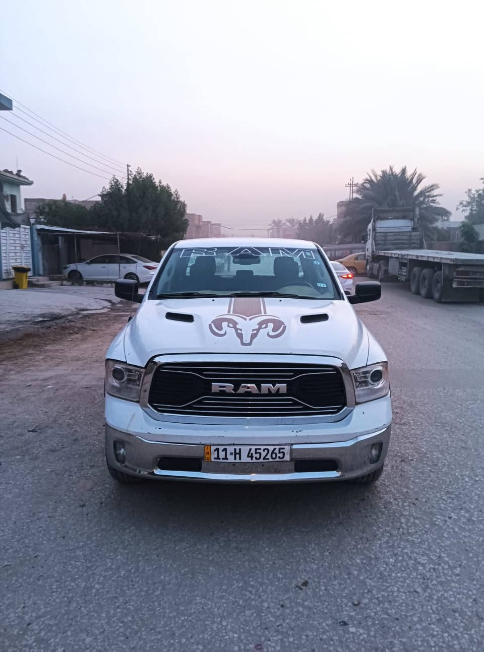 يالله السلام عليكم
للبيع دوج رام مديل ٢٠٢٢ باب قصير بدي طويل 
محرك v6 3600
السياره حلوه وجاهزه 
ماشيه ٧٨ الف وقابل للزياده 
حادثها تلث قطع اماميه 
السعر ١٨٥ وبيها مجال 
مكانها بابل الحله 
الاستفسار ***********
