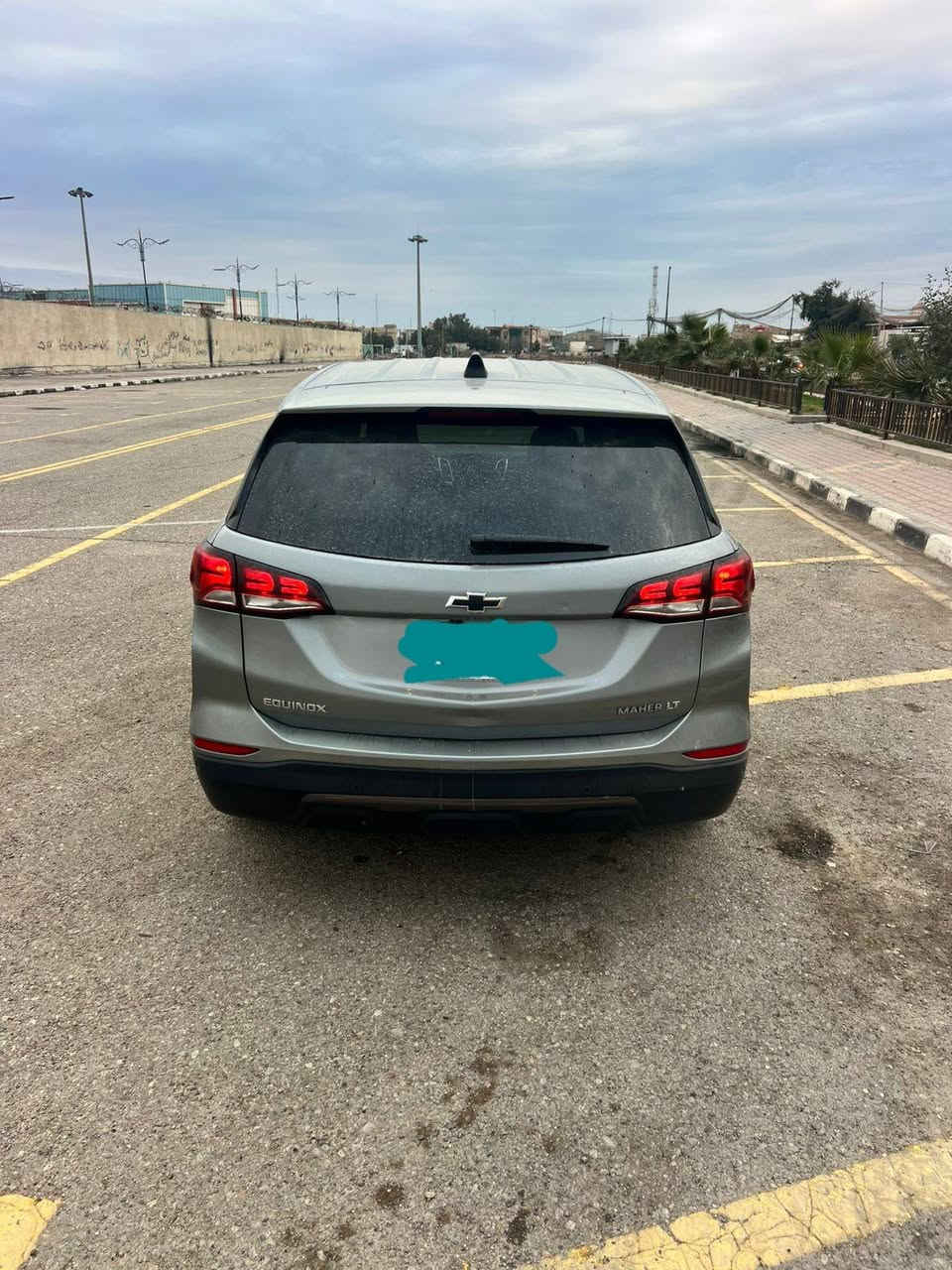 سلام عليكم سياره للبيع شوفر ليت كوينس مديل 2024 حادث تقرير مواصفات شاشه كبيره/ ٥ كامرات/ صندوق كهربائي/ كشن كهربائي/ كشن تدفه/ استيرن تدفه/ تشغيل عن بعد / مكينه 1500/ تيربو/ المواصفات معروفه واضحه بل صوره رقم انكليزي بغداد تحويل مباشر / السعر 180/ 
رقم الهاتف/ ***********
