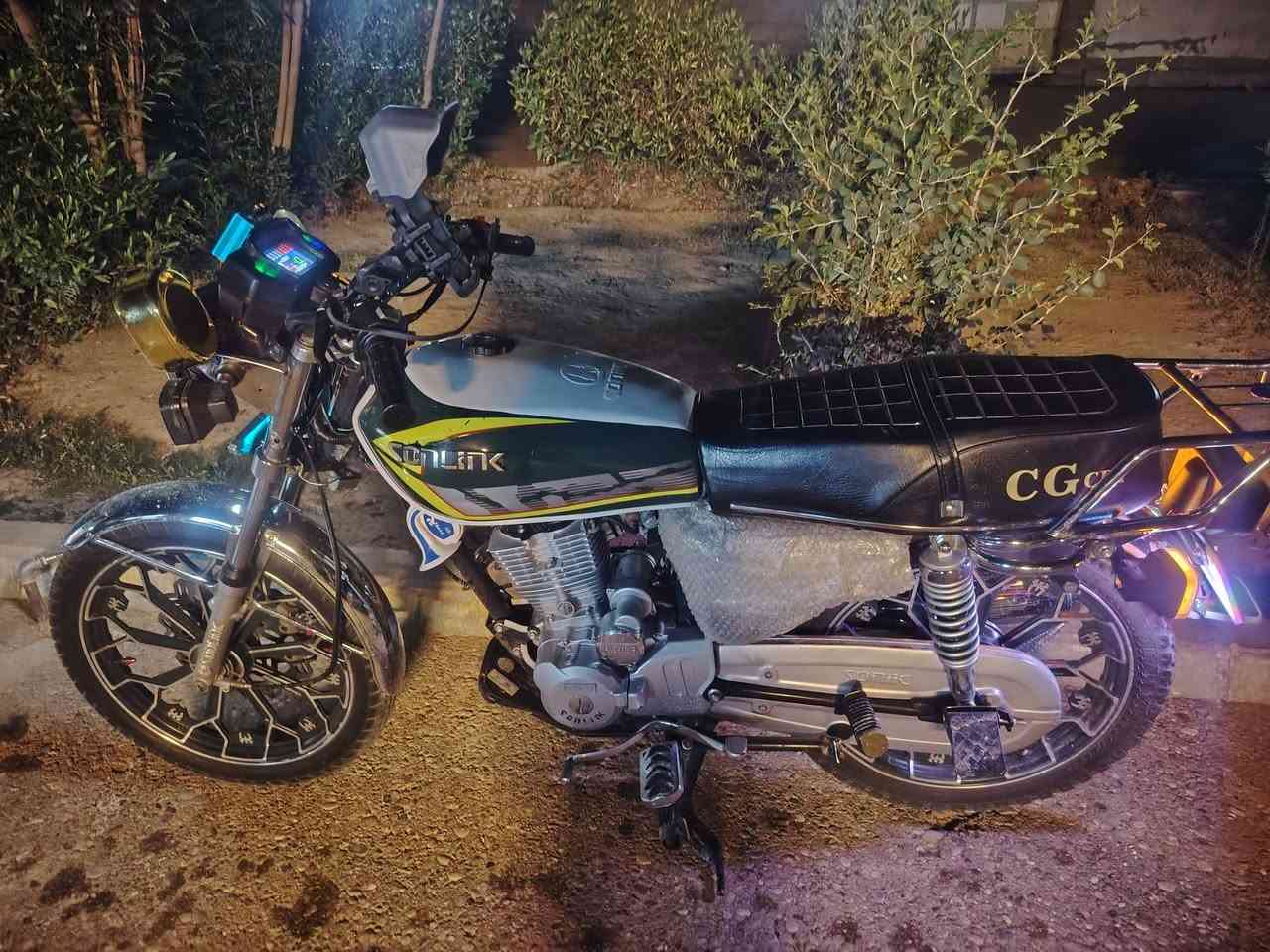 ماطور اخو الصفر النوعيه سونك باب اول موديل24 منفيس موجود اسويج اكتروني تشغيل عن بعد العدد2ويا خمسه كير النضافه فول 100/100العنوان كركوك حي الواسطي الرقم متواجد عل وتساب وفيس (***********)السعر 670وبي مجال
