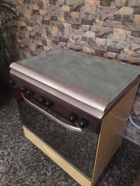 طباخ كريازي • ٦٠×٨٠ • نظيف جدا