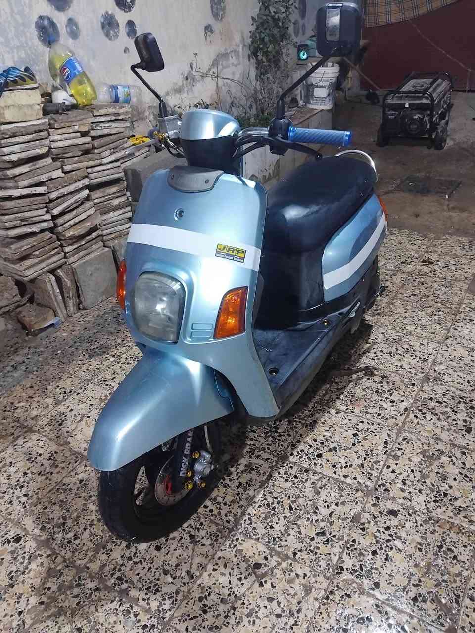 السلام عليكم دراجه بوليسي نظافه فول دراجه كلشي شغال سلف هندر كربائيات كلهة شغاله للاستفسار الاتصال على الرقم *********** و متواجد واتساب الماكن كاطون الرازي
