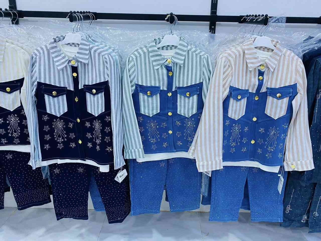 مول انيس
جديدنا اليوم من قسم الالبسة البناتي 👇
وصول سوت بناتي ومحير شي روعه موديلات حصريه تركي 

عرض بلاش سعار من 22 الف سوت القطعتين

وعرض بلاش سوت 3 قطع بسعر 25.000 الف 

وحياكم الله زورونا تجدون كل ماهو جديد ومميز 
العنوان قضاء الشرقاط الساحل الايسر اسديره وسطى الشارع العام


**إذا كنت صاحب هذا الإعلان وتريد حذفه لأي سبب، رجاءا أرسل رسالة إلى الدعم الفني**