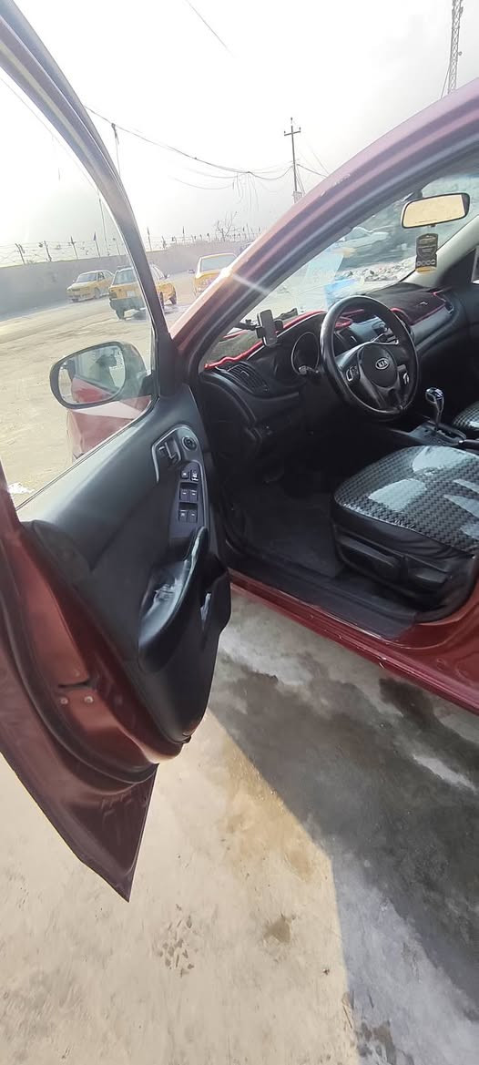 السلام عليكم كيا سيراتو  1600 دوش المرغوب موديل 2010 خليجي السيارة تخم تاير خط ابيض فتحة سلايت كير محرك جدد صدر امامي خلفي جديد تدفئة  تبريد ثلج بيهة طخة بالجاملغات الخلفية بدون دواخل وصبغ حزام  رقم بغداد دولي مكاني بغداد جسر ديالى القديم السعر 80$ ***********
