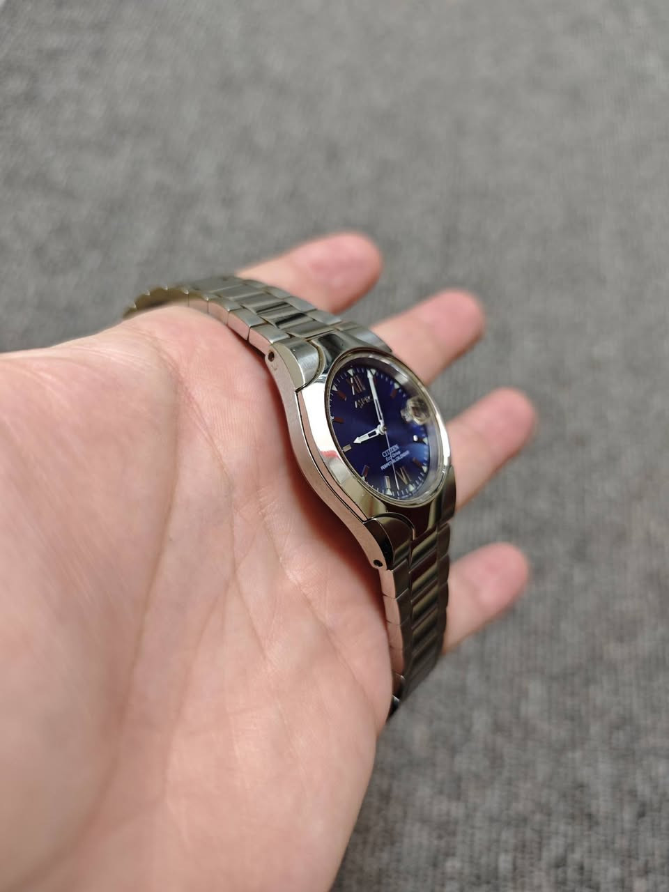 ساعە ستزن یابانی اصلی للبیع. ایكو درایف. منفذ یومی. ستنلس ستیل بالكامل. قطر 37. ساعە لوک. شغال مضبوط. سعر 70 الف.


**إذا كنت صاحب هذا الإعلان وتريد حذفه لأي سبب، رجاءا أرسل رسالة إلى الدعم الفني**