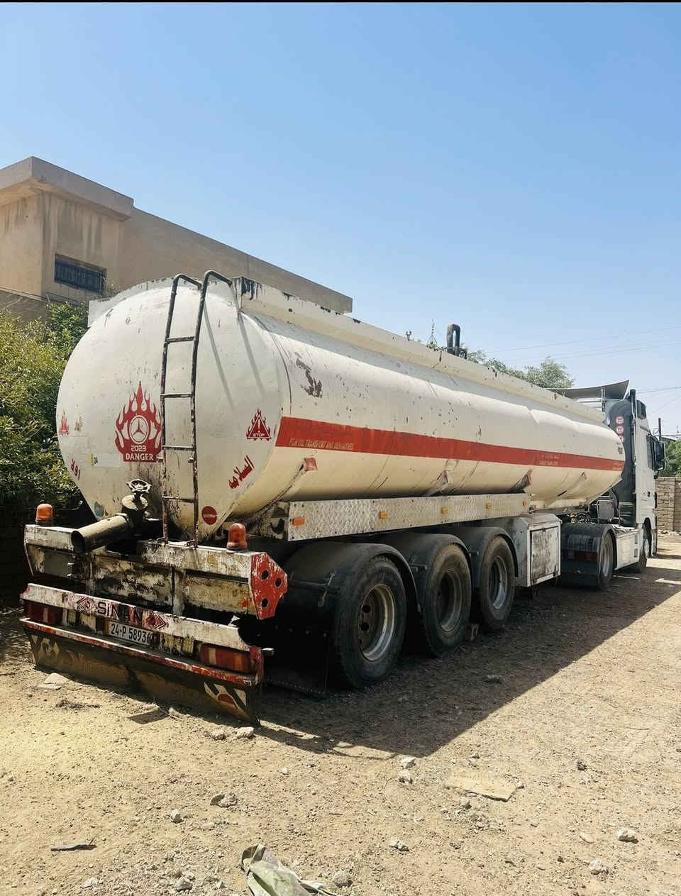 تانكي تركي
رقم دهوك هزه جديده سنويه 2030 
دناكير 13 مربع 
دبل تاير بلادي مجموعه جوبلس الثالث رفاع
السعر 50  وبي مجال 
مكاني  الموصل 
***********
***********
