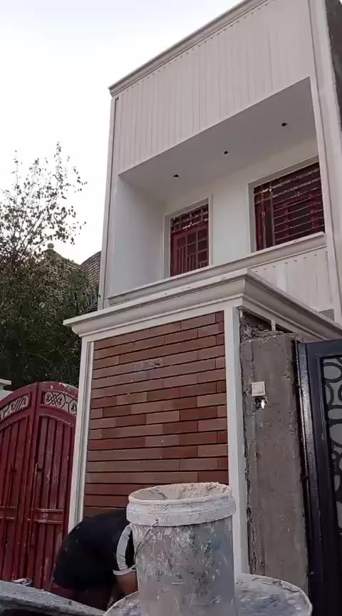 اللهم صل على محمد وال محمد السلام عليكم جزء بسيط من أعمال اللبخ شغل درجه اولى بااشراف مهندس التزام ب عمل بغداد فقط متفرغ حاليآ ***********
