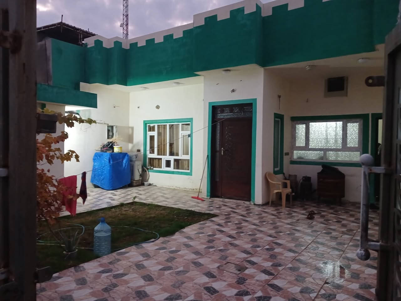 بيت زراعي صياده طابق ونص 

غرف نوم ٣ استقبال صحيات كراج 

مطبخ فول كاشي 

السعر ٨٢ مليون 

***********
***********
