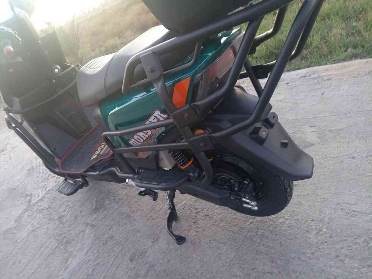 السلام عليكم دراجه شحن سكنس للبيع 2025 مستعمله اقل الشهر بعدهة بحاله جيده نضافه 95 ٪بطاريات 6المصطرة ملفهة 3500 السعر بمليون وبيهة مجال المكان ابو غريب داخل حميد شعبان واي استفسار اتصل *********** او ***********
