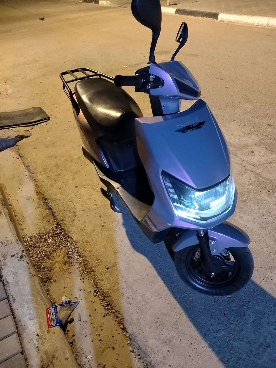 دراجه كهربائيه للبيع مشيها سريع حلو مشيها بل شحنه الوحده من 45 كيلو ل 50 كيلو دراجه حلو ونضيفه الوصف

سعرها 625 وبيها مجال قليل كلش 

الي مو شراي لا تعبني فدوه اروحلك 

مكاني البصرة القبلة 

رقمي للتواصل ***********
