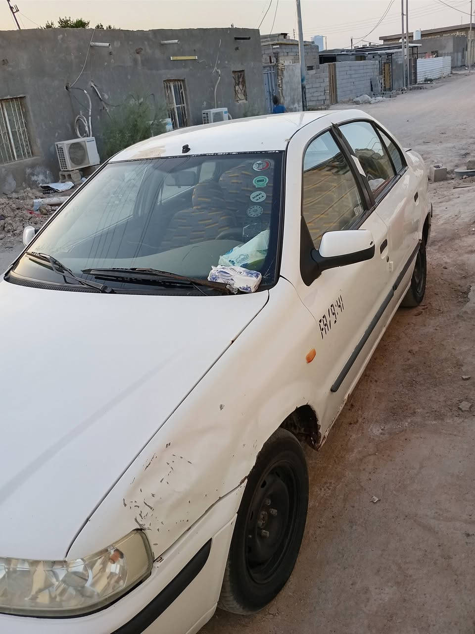 سمند للبيع موديل 11 سنويتها تنتهي لل 27 سياره مكينه كير وتبريد كلهن شغالات بلاد السعر 25 وبيها مجال ***********
