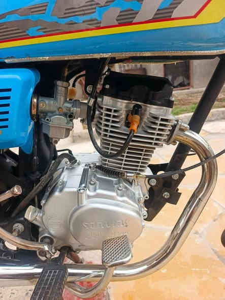 دراجه للبيع موديل 24 كفاله عامه دراجه مال جناي محرك ما مفتوح اوراق كامله مكان ديوانيه دغاره دراجه حلوه كلش سعر 700 وبيها مجال رقم الهاتف ***********
