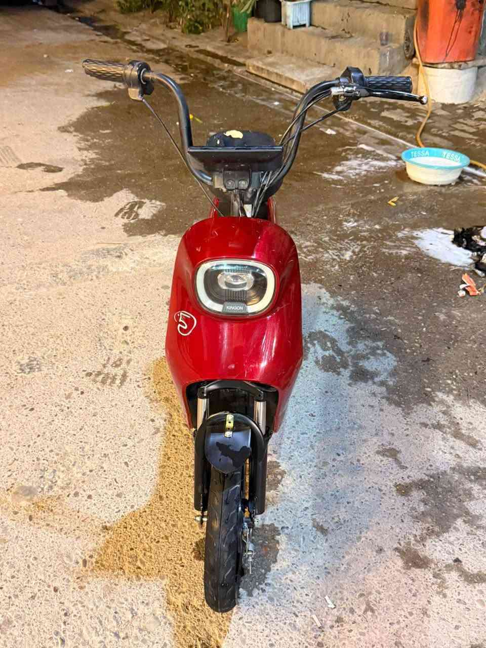 دراجه شحن حجم 14
1،سويج بصمه 
2بلوتوث
3تلاث سرع 
4شاشه تحديد العطال 
5تحتوي علا اربع بطاريات ١٦ انبير   WILII 2026
الدراجه نضيفه كلش ول بطاريات جدد بعدهن الدراجه ملفهه 1000W T سرعت الدراجه 45حقيقي٠السعر 225 وقابل للتفاوض للوتواصل ***********
