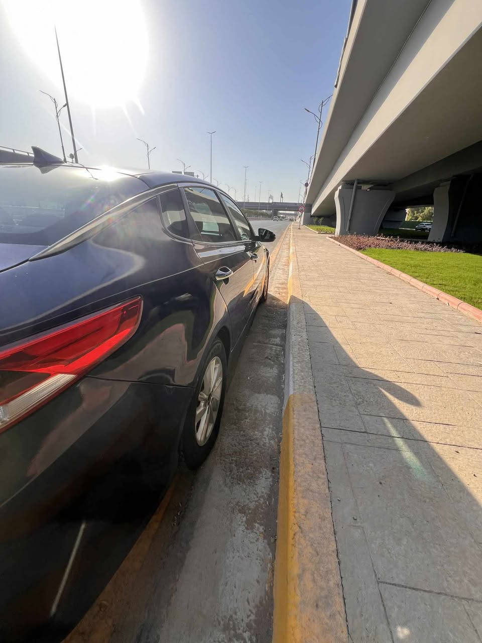 للبيع كيا اوبتيما 2017 امريكي
حادثها جاملغ خلفي فقط 

سيارة ماشية 120

اي نقص مابيها سعرها 135 بيها مجال

 ***********
