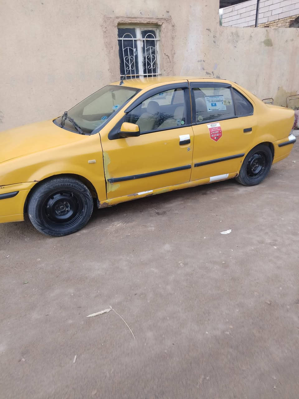 سمند موديل 2011 مكينه وكير وكهربائيات ودواخل وتخم تاير كلها جاهزه من الطول لطول راعيه مااندله اتعهد سرقه وعشاير السعر 13ورقه او مليونين عراقي مكاني ناصريه الاتصال عل صاحب السياره ***********
