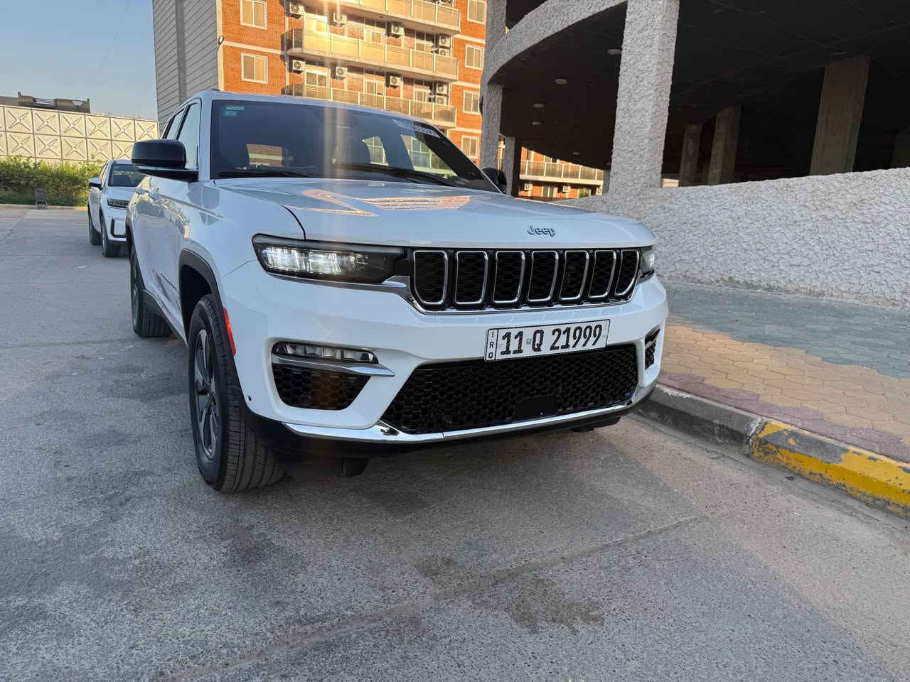 جيب 2024 فول مواصفات

3 انظمة وقود بانزين وهايبر وبلكن  

داخل جلد اسود خزن ميموري 3 وضعيات

تدفئه ستيرن ومقاعد 

تشغيل عن بعد 

سستم صوت الفا مع دمام خلفي

صندوك كهرباء

داخل لد ابيض 

بانوراما 

ويل 18 بلادي 

شاشه جبيره مع Car play

رادار امامي وجانبي وخلفي 

حساسات امامي خلفي 

مرايه هيتر ونقطه عمياء 

اوتو بارك 

5 وضعيات قياده 

5 راكب المرغوبه 

دفع رباعي 4*4

ماشيه 32000

سيارة مكفولة من صبغ فقط دعامية امامية صبغ باقي كفالة صور حادث بالمنشور 

السعر 310 بيها مجال 

للاستفسار 

*********** بغداد, العراق
