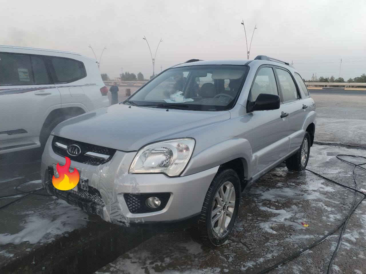 سبورتج 2008 خليجي محرك 2000 دوش رقم بصرة بأسمي
مكفولة من الحادث فقط صبغ مكانات صدأ وبارد بالصندوق الخلفي فقط 
عليها مكينة جديدة بشهر ال12 شادها
سنوية منتهية 18/12/2025
عليها  تخم تاير جديد قبل أسبوعين شادة ماليزي
عليها حدادية امامية وخلفية جديدة كوري 
صالصنة قبل شهر شادها أصلية جديدة تجي تشوفها بعينك 
 الوصولات موجودة عندي

تبريد ثلج 🥶 
عليها ادامة كاملة
بخاخات
وفيت بم
وبلكات
سيارة جاهزة وبالعافية ع الي ياخذها
السعر 100 ورقة
مكاني البصرة
رقمي
*********** يتوفر واتساب
