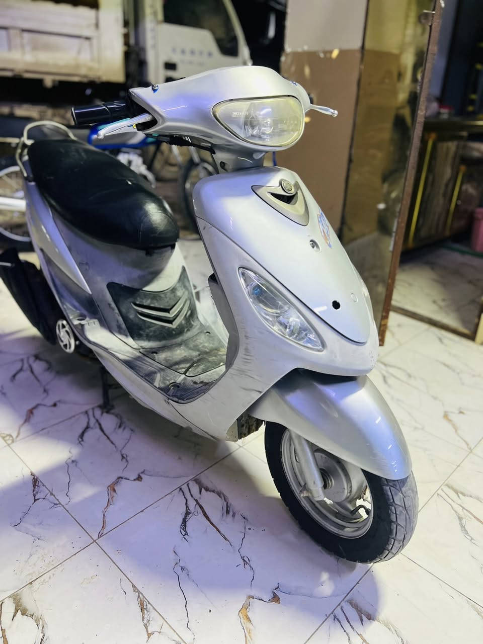 صارله شهر  من طالعه
للبيع  ***********
