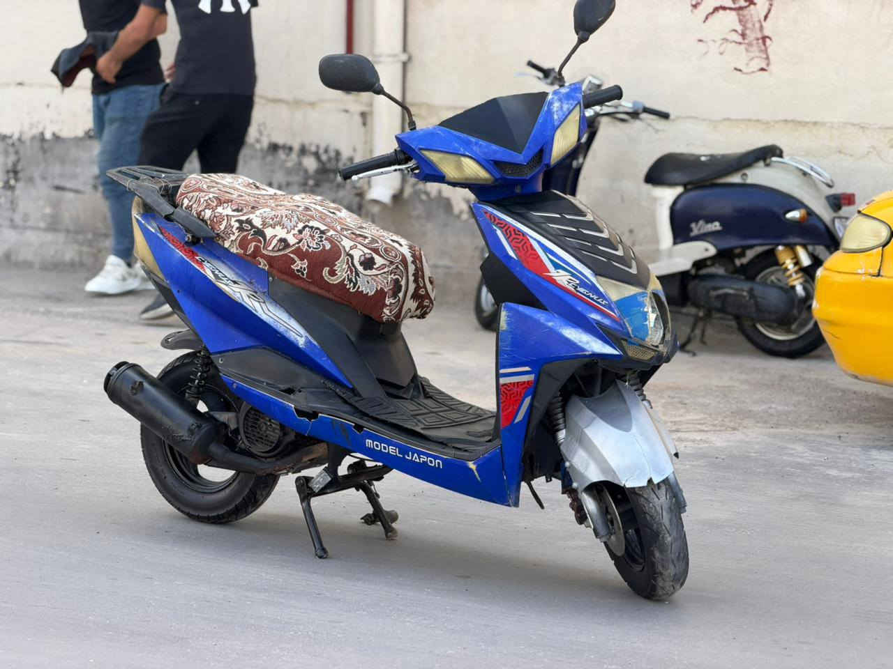 سلام عليكم اخوان دراجه لبيع ماكس
دراجه نكره سلف نكره هندر محرك ناعم
او نضافه كدام عينك 
سعر خاص او اتصل على رقم ***********
عنوان كركوك حي عسكري
