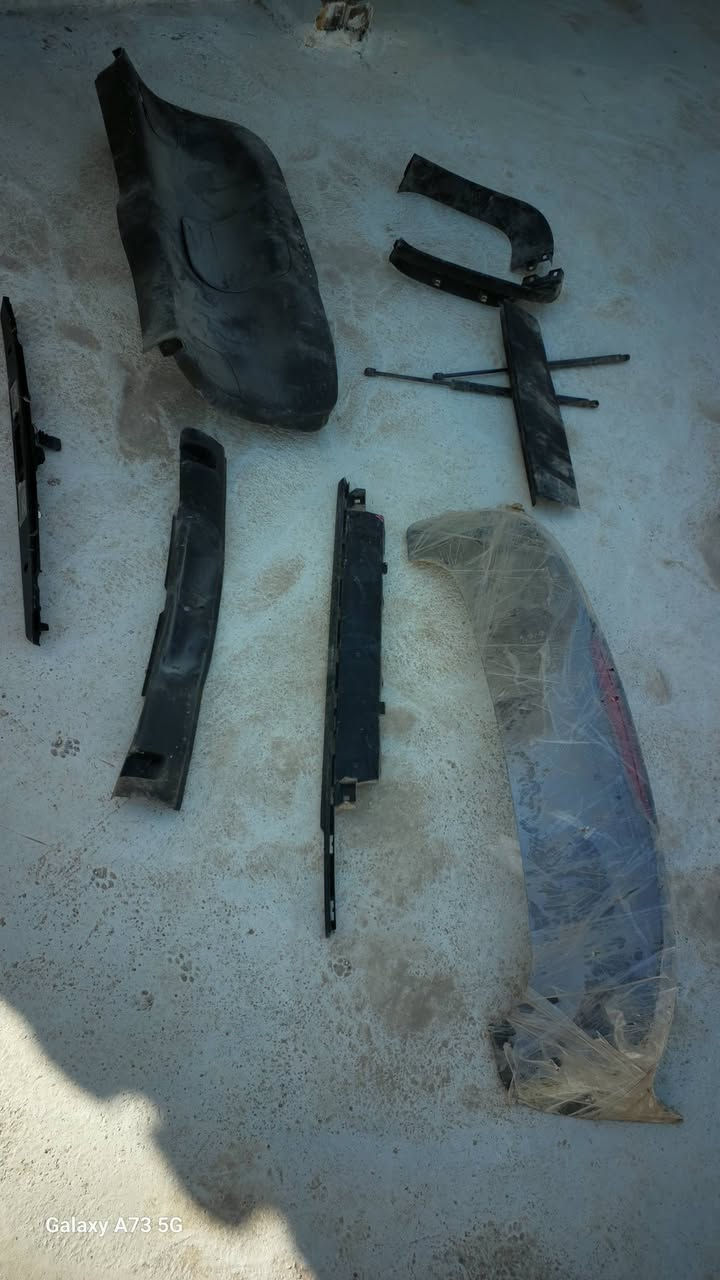 اغراض سيارة جيب شيروكي للبيع
الاتصال***********
