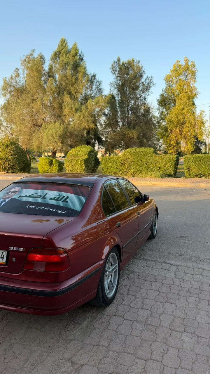 السلام عليكم
للبيع 

BMW  e39  528i 

بي ام صقر 

موديل 2000 

صبغ عام للجمالية اثر جراد 

كفالة : دواخل و شواصي لغود كص جفية گلبه اصوليات نقل جثة. 

رقم اربيل الدولي  شرط التحويل

كير محرك خير من الله 

حدادية ‎%‎75‎ 

 كامل Mكت 

تبريد ثلج شرط فقط بورد التحكمات واكف يريد تبديل 

ويالة البينا 

غرفه جديده ونظيفه شوف العين  

السعر المطلوب 80وبيه مجال 

مكان السياره صلاح الدين العلم 

للاستفسار الاتصال ***********
