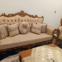 تخم ملكي 10مقاعد طبله وسطيه نظافة 100/100للتواصل 07782214138