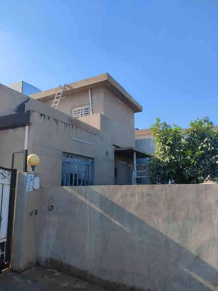 بيت في كركوك(عرفة)
بيت بمساحة حوالي300متر تجاوز مرقم بلدية 

مساحة البيت190متر
مساحة الحديقة وحوش حوالي110

البيت قرب من مدارس الكردية وعربية(روضة-أبتدائية-متوسطة-معهد نفط الشمالي) 
-وقريب على المسجد والكنيسة
-وقريب على مطاعم وصيدليات كانتين
-وقريب على متنزه العرفة

سعر البيت: 150 وبي مجال

رقم صاحب الدار: ***********
